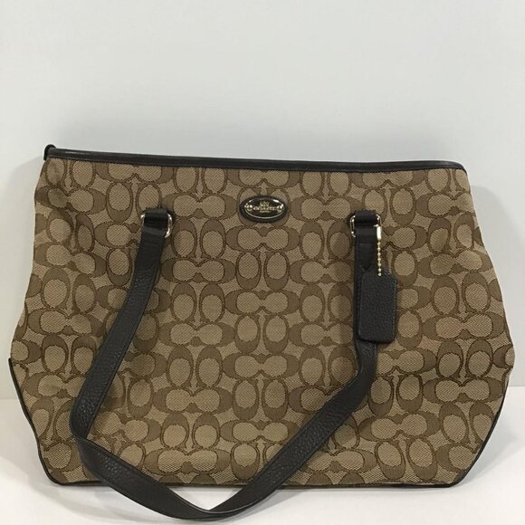 COACH 2 piece set Signature Zip Tote and Wallet - Picture 2 of 16